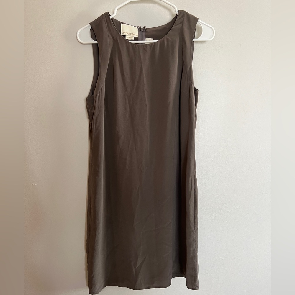 Cynthia Rowley Grey Beige 100% Silk Sheath Dress